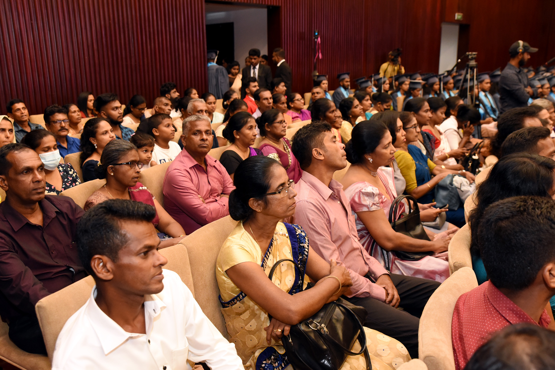 Welcome to The Beeline Campus (Pvt) Ltd, Sri Lankans leading English language learning centre. Located in the heart of Galle, our campus is dedicated to providing top-notch English education and empowering individuals to communicate confidently in English.

At The Beeline Beeline Campus, we believe in fostering a supportive and immersive learning environment. Our team of highly qualified instructors is passionate about teaching and brings years of experience to the classroom. Through interactive and dynamic lessons, we cater to students of all ages and proficiency levels, ensuring personalized attention and effective language acquisition.

Our comprehensive curriculum covers all aspects of English language learning, including grammar, vocabulary, reading, writing, listening, and speaking. We offer a range of courses designed to meet various needs, from general English for everyday communication to specialized programs such as business English and exam preparation (IELTS or TOEFL likewise).

With state-of-the-art facilities and modern teaching methodologies, we prioritize student engagement and participation. Our air-conditioned classes enable a collaborative and comfortable learning environment, allowing students to practice their language skills and receive individualized feedback.

At The Beeline Campus, we go beyond traditional classroom instruction. We organize workshops, seminars, and language activities to enhance language proficiency and cultural understanding. We also provide valuable resources, including a well-stocked library and online learning platforms, to support independent learning and continued progress outside the classroom. Additionally, our cutting-edge student attendance system and student portal have enabled, guaranteed, and provided confirmation of education excellence on the grounds of The Beeline Campus.

Join us at The Beeline Beeline Campus and embark on an enriching language-learning journey. Discover the power of English and unlock count